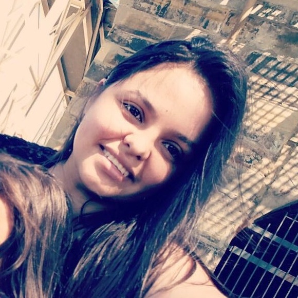 Meet your Posher, Janet - Picture 1 of 1